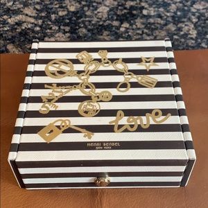 Henri Bendel - Iconic Jewelry Travel Case